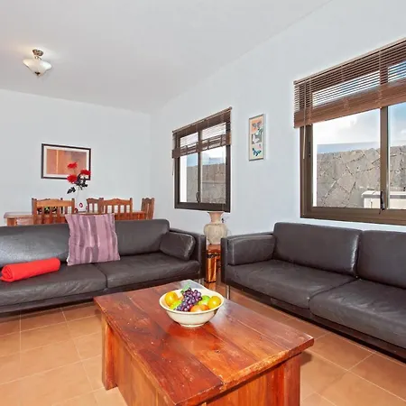 Jessue - 3 Bedroom - Great Value - Perfect For Families Villa Playa Blanca (Lanzarote)