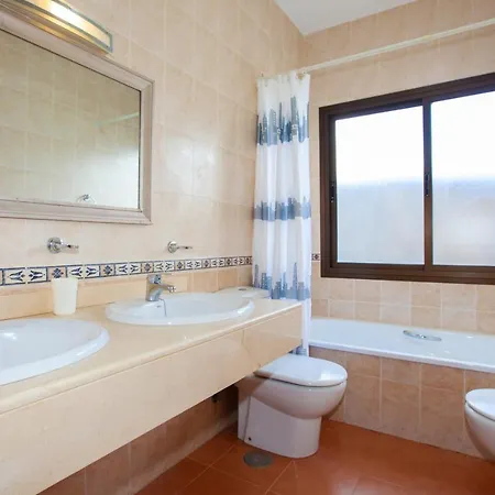 Villa Jessue - 3 Bedroom - Great Value - Perfect For Families