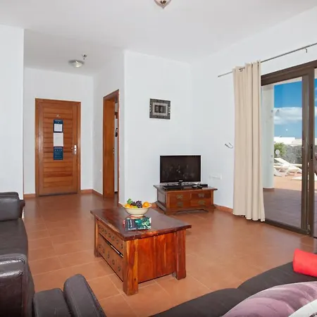 Jessue - 3 Bedroom - Great Value - Perfect For Families Villa Playa Blanca (Lanzarote)