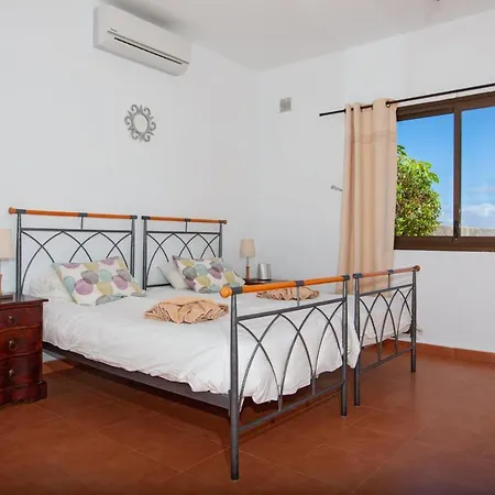 Jessue - 3 Bedroom - Great Value - Perfect For Families Playa Blanca (Lanzarote)
